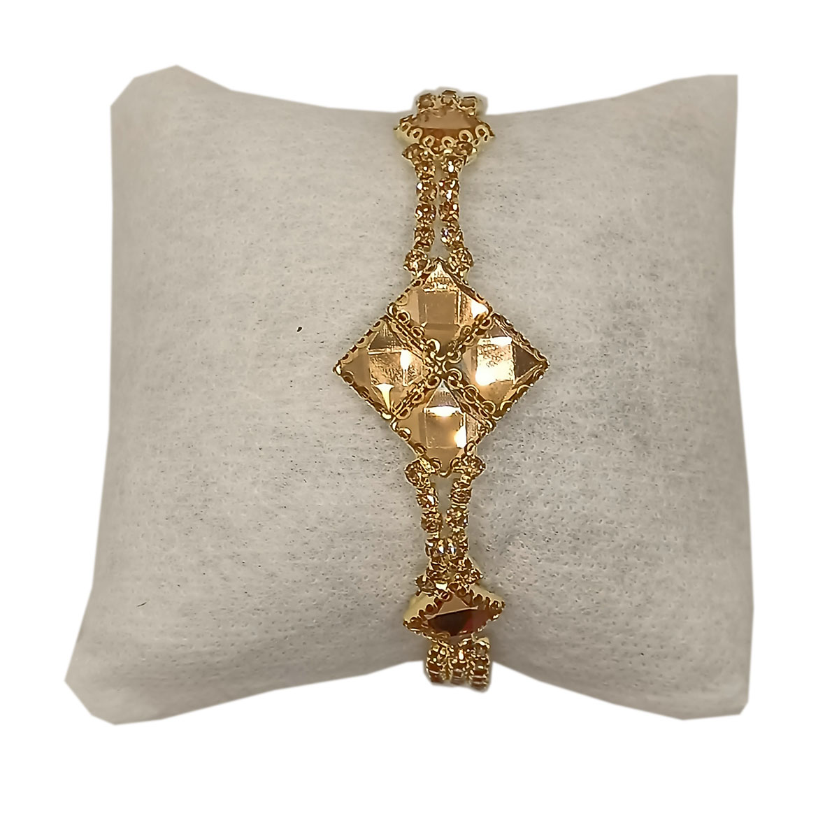 384c18e0f696725b8e0299e1cef875c9 New Imported Hand Chain Crystal Shine Bracelet For Girl,s - Image 1