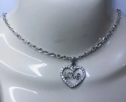 New Silver Stainless Chain with Love Heart Zircon Locket/Pendants/Necklace Specially Gift for Girl,s