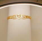New Premium Alloy Golden Heart Zircon Bracelet / Watch For Girl,s - Image 2