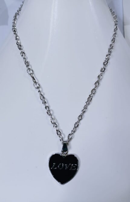New Silver Chain with Love Heart Locket/Pendants/Necklace for Girl,s or Boy,s